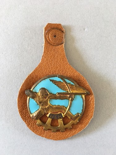 Ancienne insigne poitrine - ancienne,