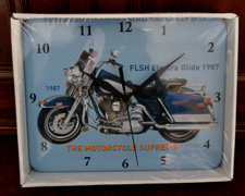 Horloge murale en tôle " moto