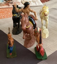  COFALU 1:32  - Cavalier INDIEN  + figurines indiens starlux