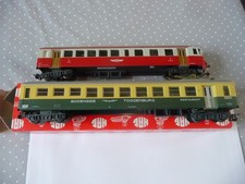 HAG 2 voitures wagons  suisse