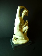 FAUX ALABASTER VENUS NYMPH