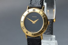 Presque comme neuve montre - [presque,