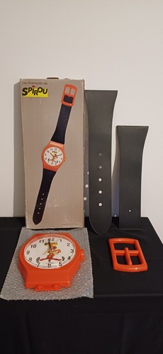 Pendule murale montre - , géante