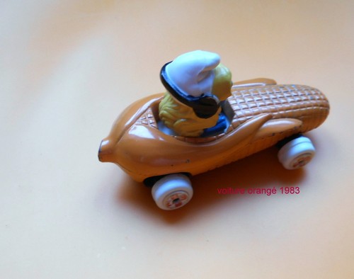 Voiture orange schtroumpfette - orange,