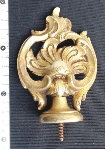 Décor bronze doré - , en