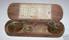 @$  TREBUCHET 18 ème POUR PESER LES PIECES EN OR AVEC SA TABLE DES POIDS 