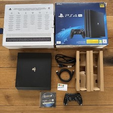 Console Sony PlayStation 4 Pro 1 To Noire + Câbles + Manette + FIFA - Formatée