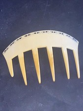 BEL ANCIEN PEIGNE A CHIGNON EN BAKÉLITE ET STRASS Galalithe Celluloïd