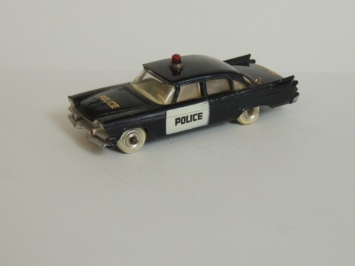 Vrai dinky toys 258 dodge - 258,