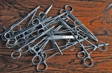  Chirurgie : 2 lots distincts de matériel médical 