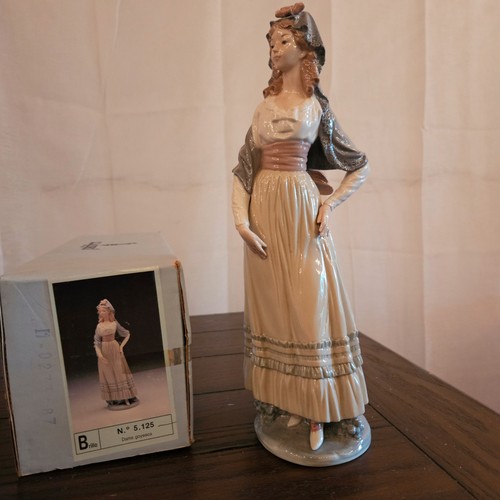Lladro figurines collectibles - lladro,