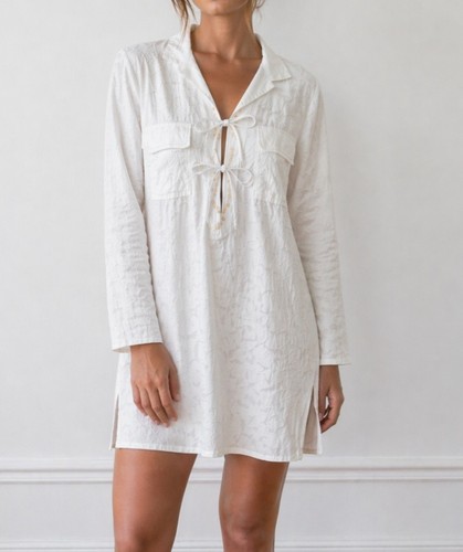 Robe blanche dentelle - robe, fleurs