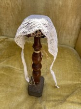 Ancien Petit Bonnet De