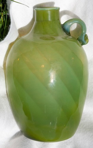 Green volcanic ash - *, blown