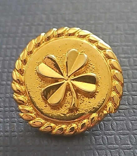 Bouton chanel trefle en - bouton,