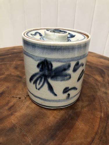 Annam style dragonfly - style,