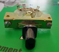 Electroswitch E2G0203S-2/1453 2 Poles 3 Positions 9548 Shorting Eq CRL 1453