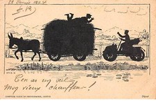 Silhouettes - n°86850 - Charette remplie de foin, suivie par une automobile