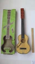 Jouet vintage Guitare GIOCATTOLI INGA APACHE 59 cm bois verni 6 vraies cordes