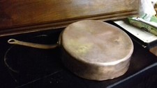 SAUTEUSE EN CUIVRE ANCIENNE