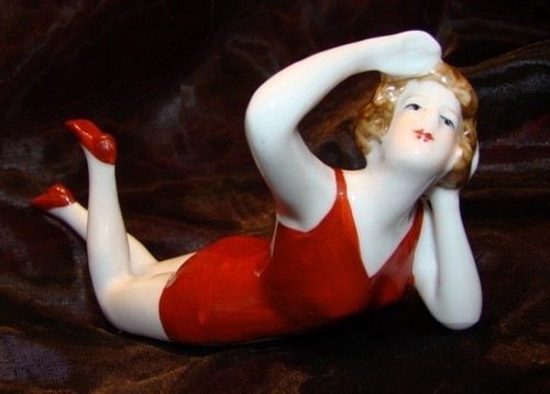Figurine baigneuse pin - figurine, sexy