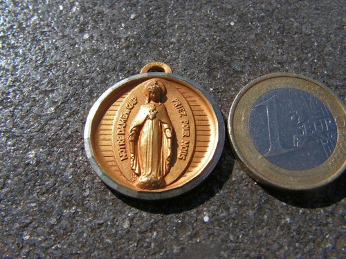 Medaille religieuse ancienne - medaille,
