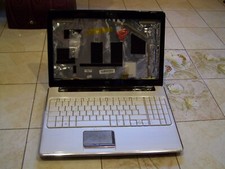plasturgie complète HP DV6-2007sf + clavier + carte mère HS