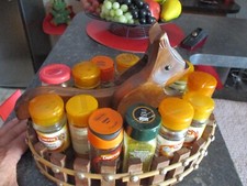 Ancien Casse Noix Panière Bois a l'Ecureuil ou Presentoir Pot a Epices Fruit 