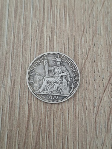 Rare pièce cent - 10,