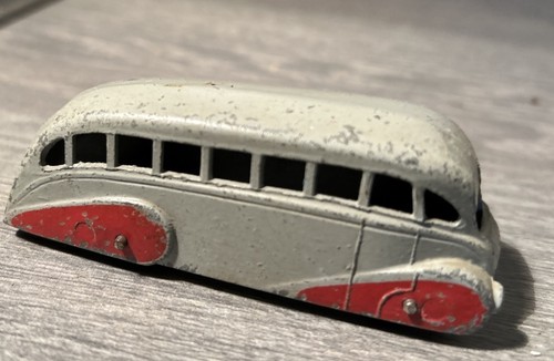 Dinky toys ancien bus - toys,