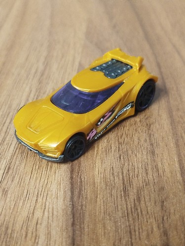 Voiture hotwheels mattel 2014 - hotwheels,