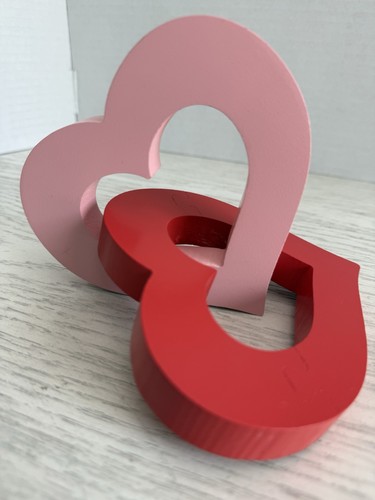 Hearts connected wooden - connected, 3d