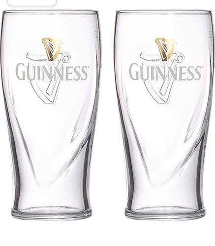 Lot verres à - à, bière