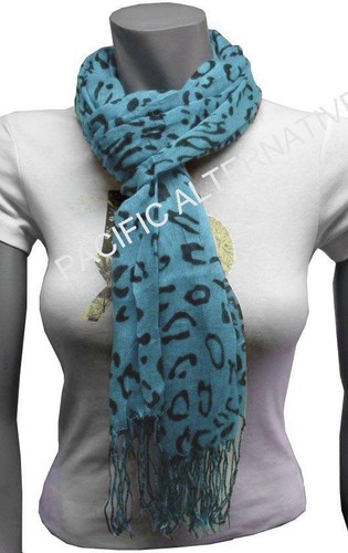 Grand foulard bleu clair - clair, à