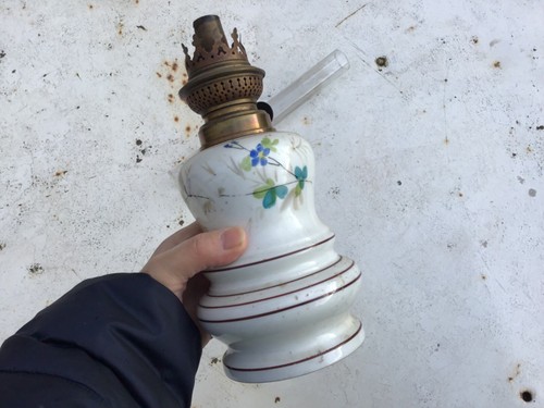 Tres belle ancienne lampe - tres, à