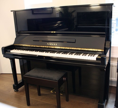 Yamaha u30a professional - u30a, 52"