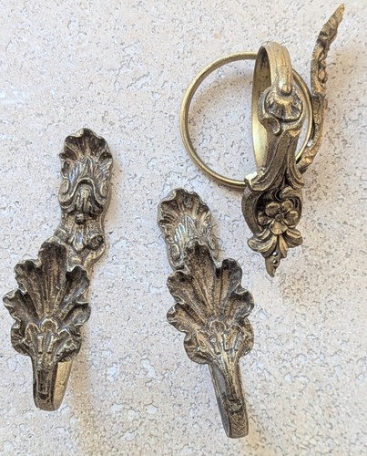 Deux porte embrasses - deux, et