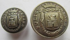 Lot de 2 boutons bombés en métal argenté au blason couronné police de Caen