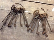 LOT DE 21 ANCIENNES CLEFS PASSEPARTOUT ROSSIGNOL SERRURERIE