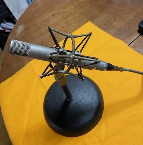 Neumann km56c vacuum - neumann,