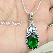 Pendentif femme en argent