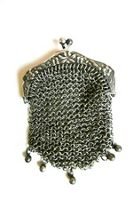 POUPÉE PARISIENNE - BOURSE ANCIENNE AVEC SÉPARATION INTÉRIEUR - Ht 6 cm - TBE