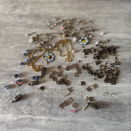 Lot bijoux débris - bijoux, et