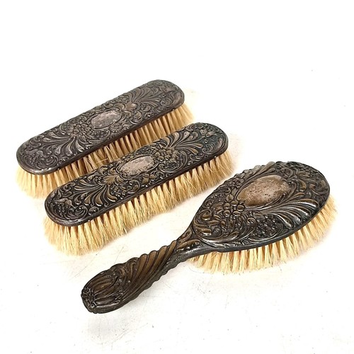 Série anciennes brosses - sÉrie, 3