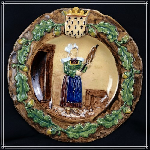 Assiette terre vernissee - en,