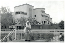 Petit marocain  Vintage silver print Tirage argentique  16x25  Circa 1965 