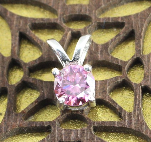 Pendentif rond certifié