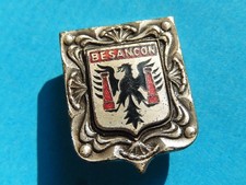 INSIGNE EMAILLE  VILLE DE BESANCON AIGLE  BLASON  BROCHE