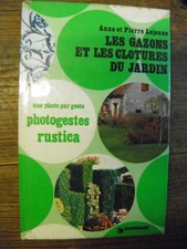 les gazons et les clotures du jardin  /  Lejeune  / Photogestes Rustica 