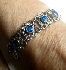 bracelet couleur argent maillons carré émail bleu main de Fatma bijou rétro 1950